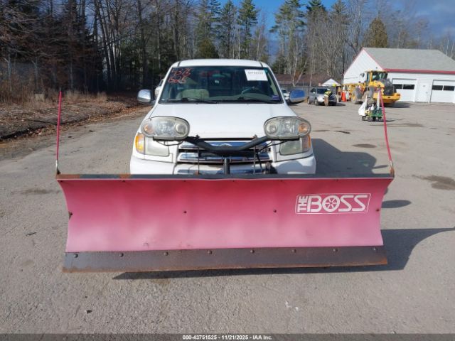 Toyota Tundra Sr5 V8 Image 12