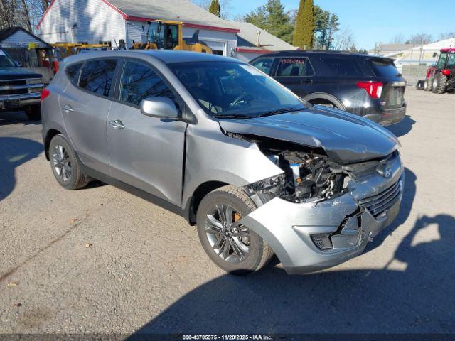  Salvage Hyundai TUCSON