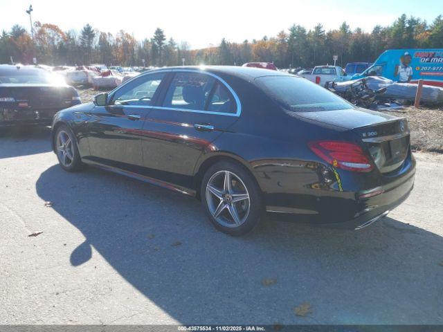 Mercedes-Benz E-Class 4matic Image 3