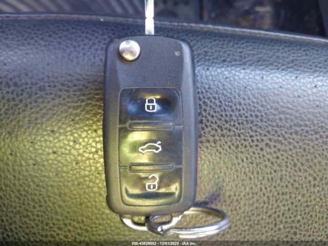 Volkswagen Jetta 2.5l Se Image 12