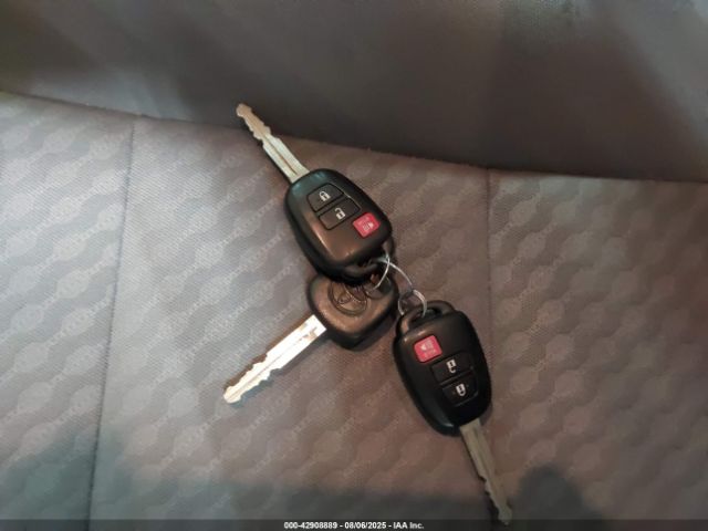 Toyota Tacoma Sr5 V6 Image 13