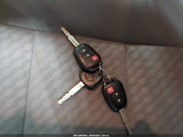 Toyota Tacoma Sr5 V6 Image 13