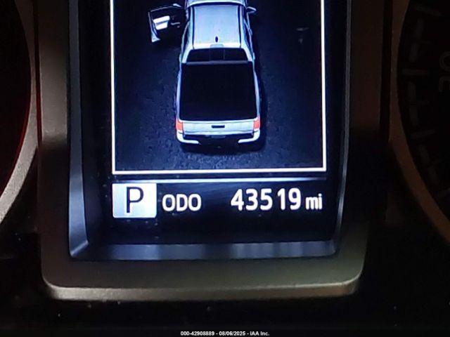 Toyota Tacoma Sr5 V6 Image 14