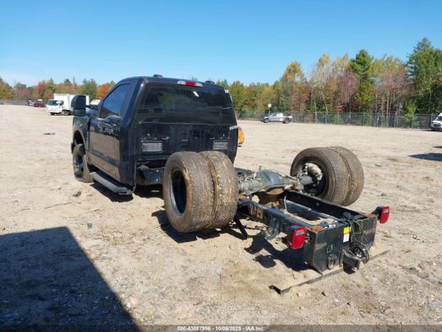 Ford F-350 Xl Image 2