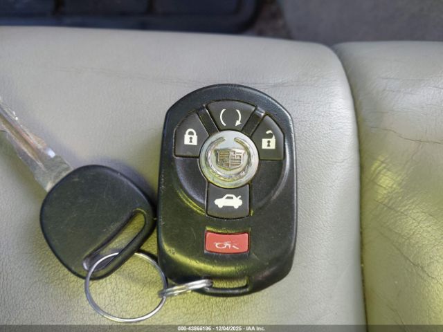 Cadillac STS V8 Image 12