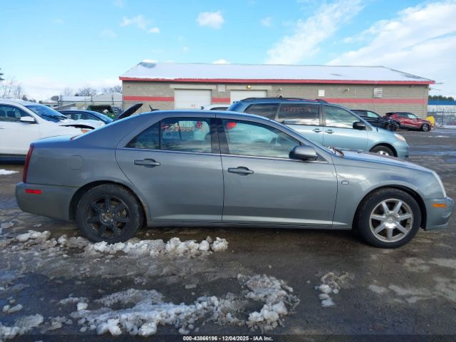 Cadillac STS V8 Image 11