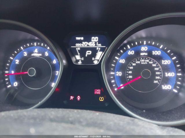 Hyundai ELANTRA Gls Image 11