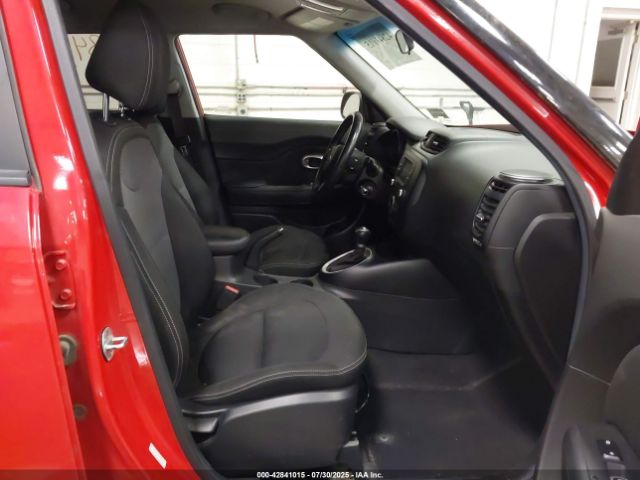 Kia Soul + Image 7