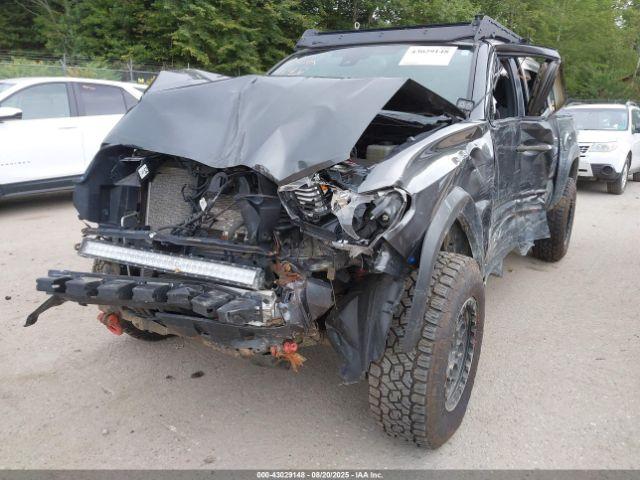 Toyota Tacoma Trd Off-road Image 10