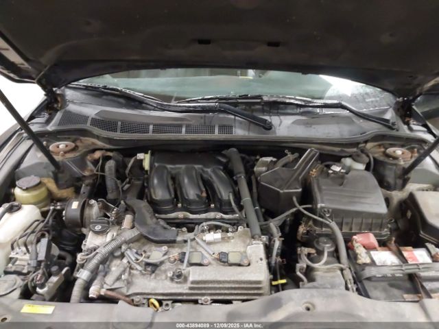 Toyota Camry Se V6 Image 9