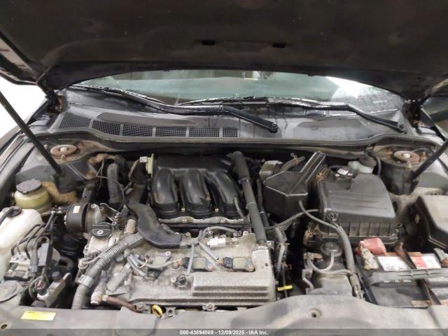 Toyota Camry Se V6 Image 9