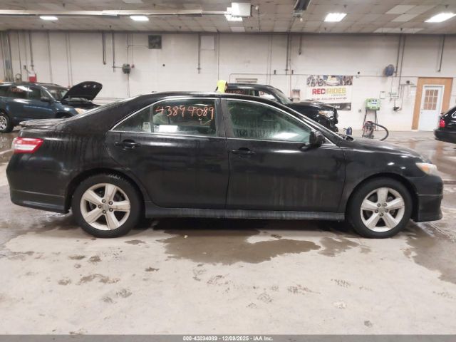 Toyota Camry Se V6 Image 10