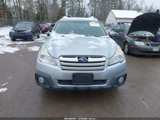 Subaru Outback 2.5i Premium Image 11
