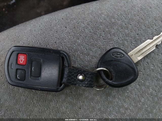 Hyundai SANTA FE Image 13