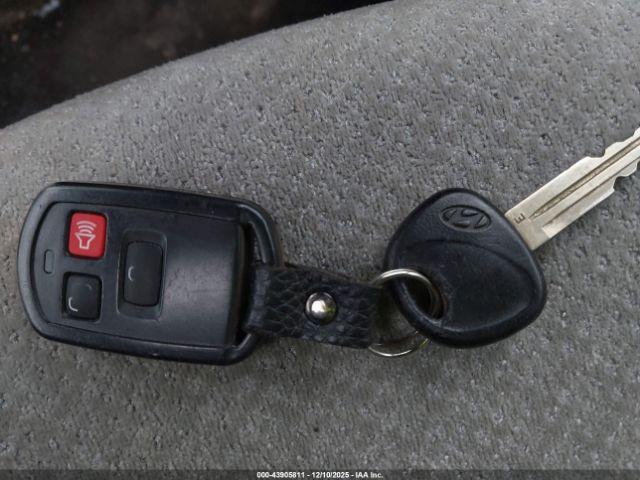 Hyundai SANTA FE Image 13