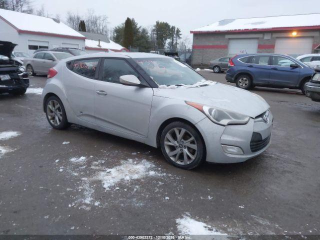  Salvage Hyundai VELOSTER