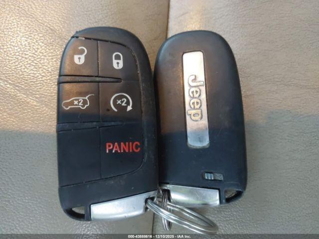 Jeep Grand Cherokee Limited Image 15