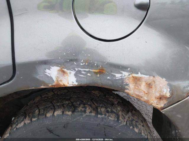 Ford Escape Xlt Image 3