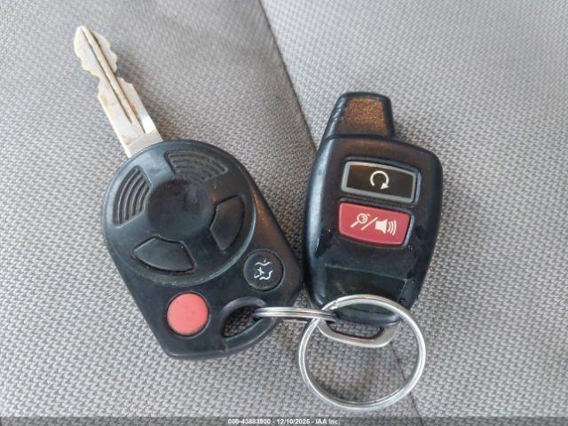 Ford Escape Xlt Image 8