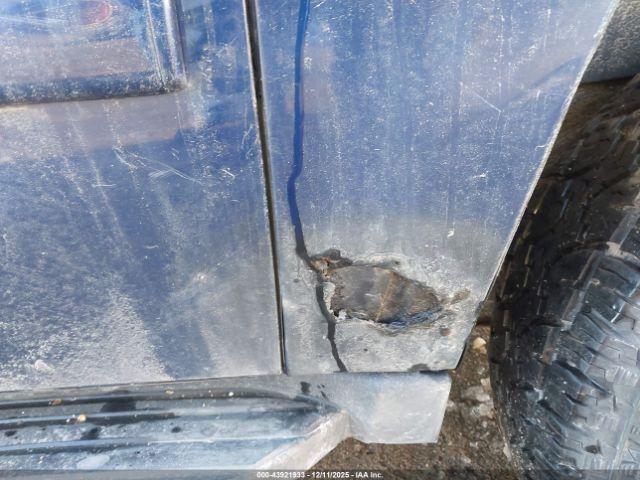 Chevrolet Suburban 1500 Lt Image 5