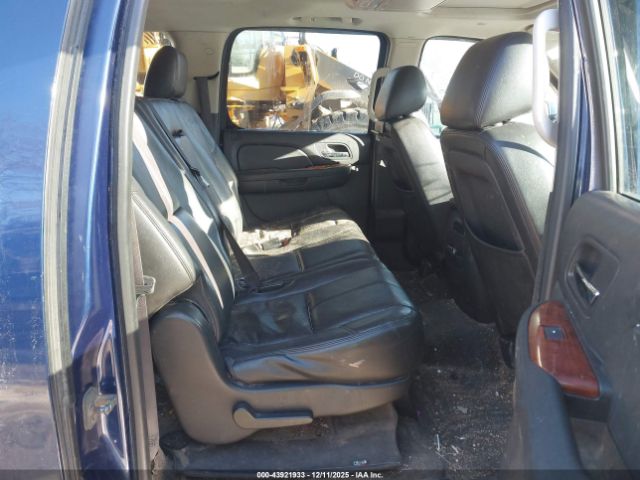 Chevrolet Suburban 1500 Lt Image 4