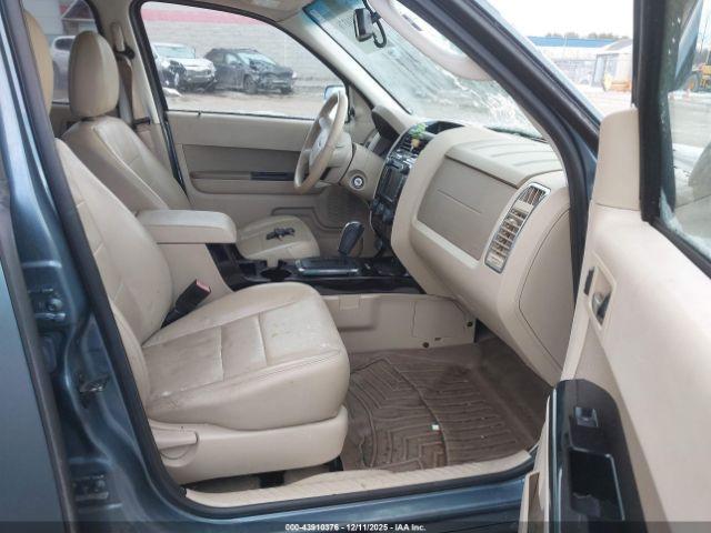 Ford Escape Limited Image 11