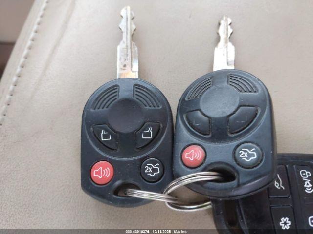 Ford Escape Limited Image 13