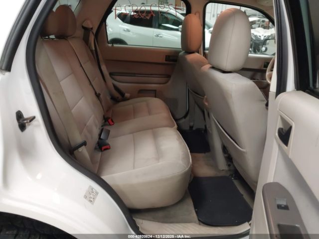 Ford Escape Xlt Image 9