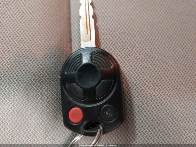 Ford Escape Xlt Image 8