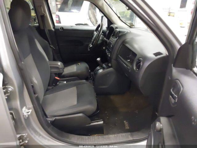 Jeep Patriot Sport Image 7