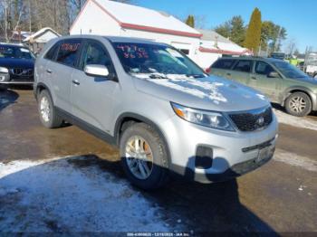  Salvage Kia Sorento