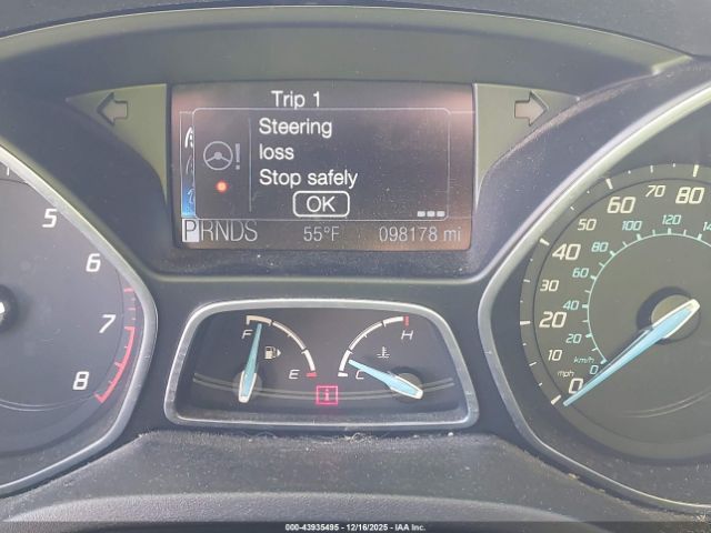 Ford Focus Titanium Image 9