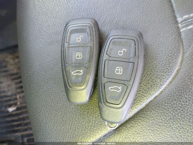 Ford Focus Titanium Image 3