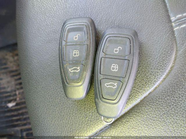 Ford Focus Titanium Image 3