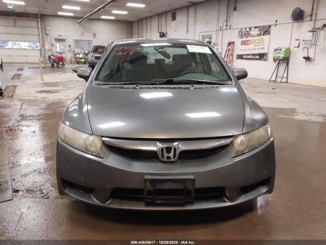 Honda Civic Lx Image 10