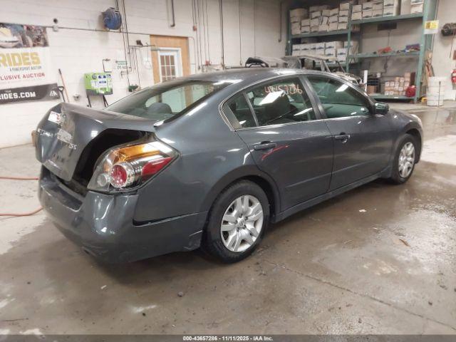 Nissan Altima 2.5 S Image 11