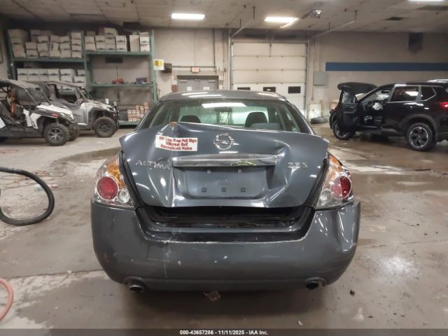 Nissan Altima 2.5 S Image 6