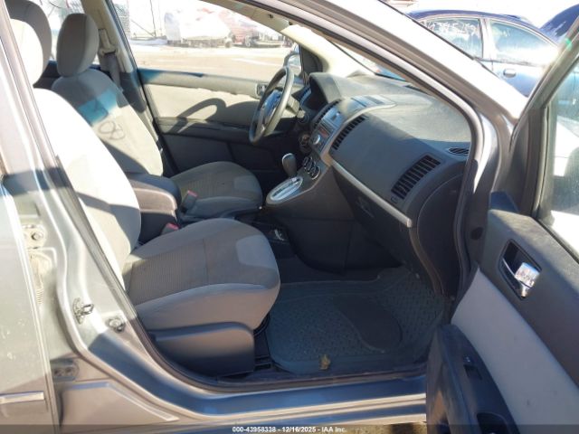 Nissan Sentra 2.0s Image 8