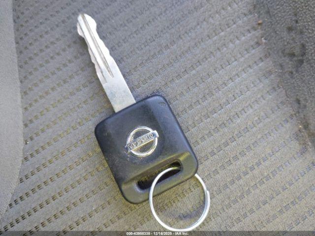 Nissan Sentra 2.0s Image 10