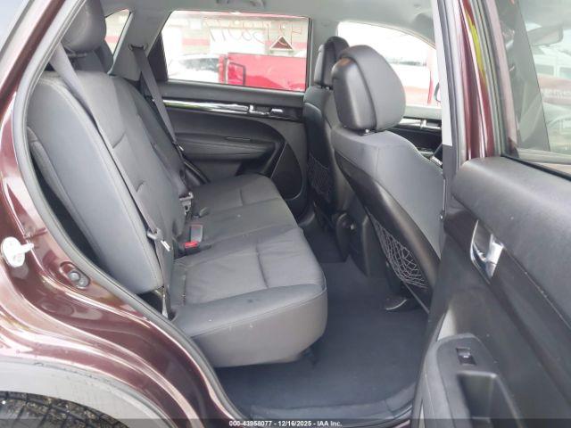 Kia Sorento Lx Image 9