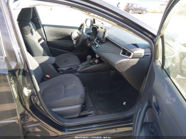 Toyota Corolla Le Image 16