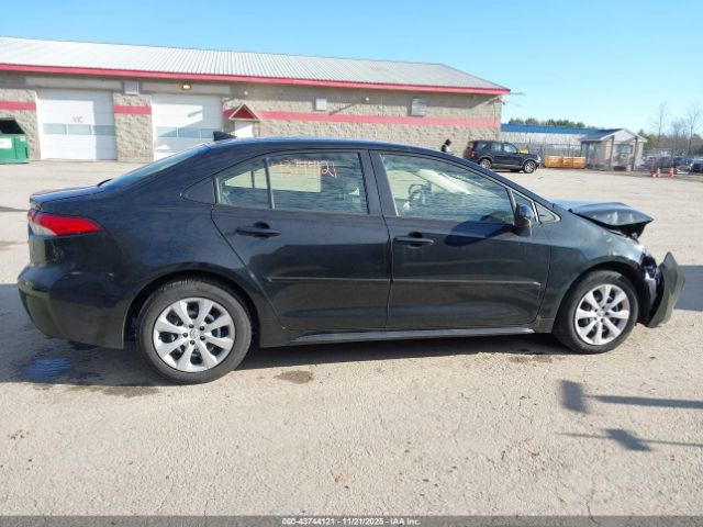 Toyota Corolla Le Image 9