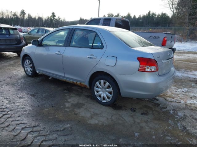 Toyota Yaris Image 2