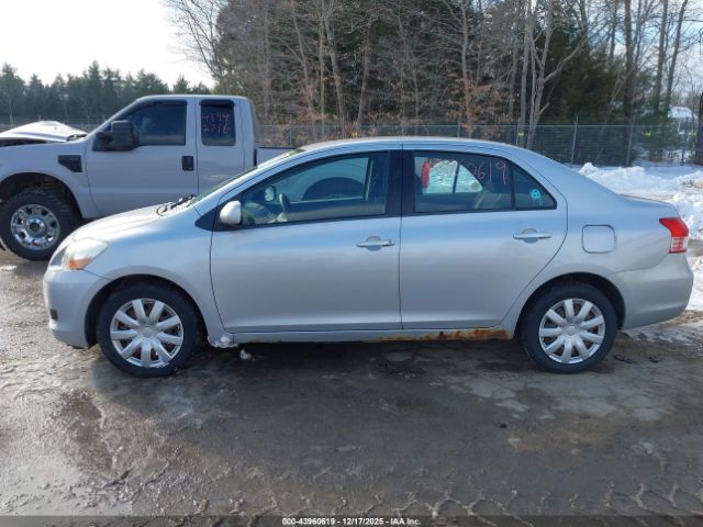 Toyota Yaris Image 13