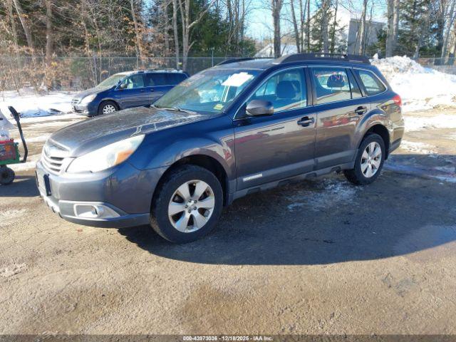Subaru Outback 2.5i Image 2