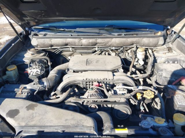 Subaru Outback 2.5i Image 8