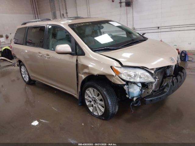 Toyota Sienna Xle Image 1