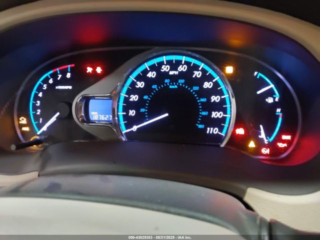 Toyota Sienna Xle Image 15