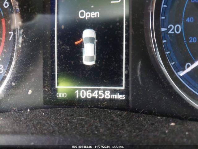 Toyota Corolla Se Image 4