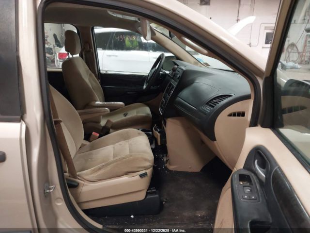 Dodge Grand Caravan American Value Pkg Image 12